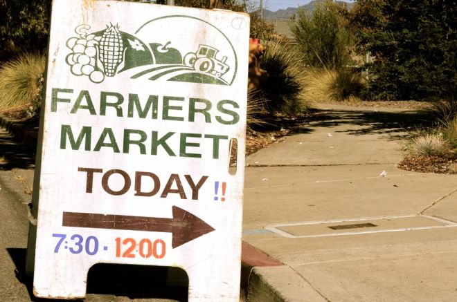 farmers market sign
