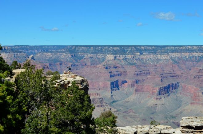 first view couple on the rim