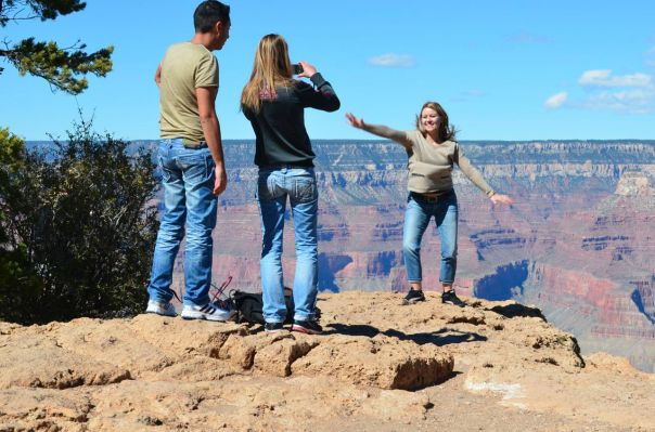Girl interrupted poser South Rim
